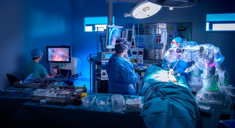 news-transformative-surgical-robot-begins-first-nhs-procedures-download-1